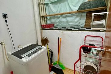 Tasik Heights Apartment