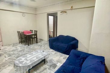 Tasik Heights Apartment