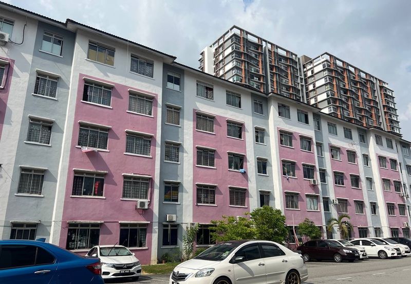 Pangsapuri Megah Villa