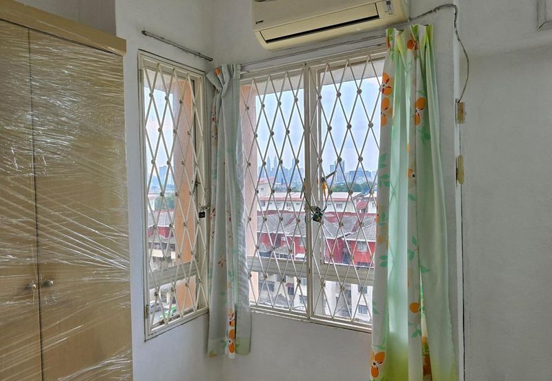 Le Jardin Condominium