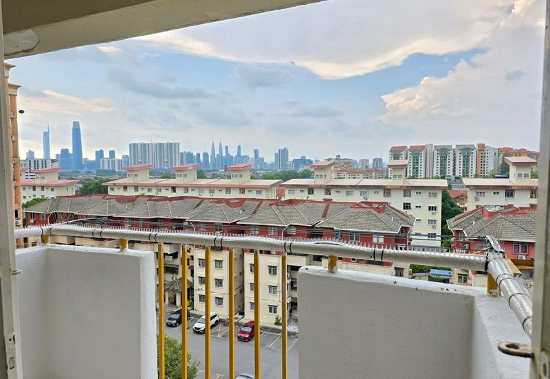 Le Jardin Condominium