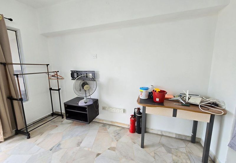 Le Jardin Condominium