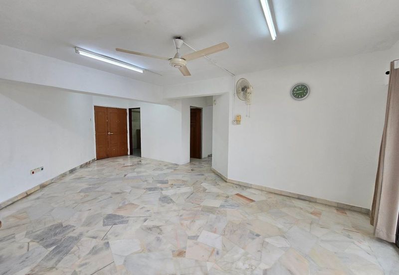 Le Jardin Condominium