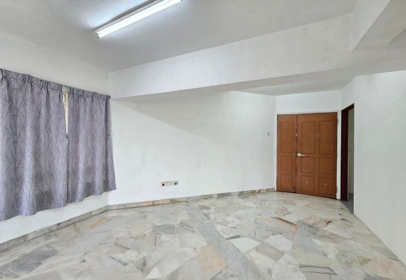 Le Jardin Condominium