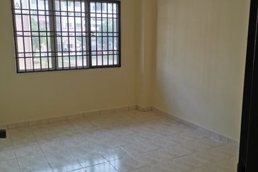 Apartment Mawar, Taman Sutera