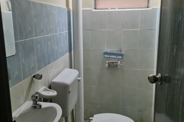 Apartment Mawar, Taman Sutera