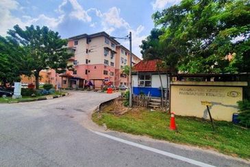 Apartment Mawar, Taman Sutera