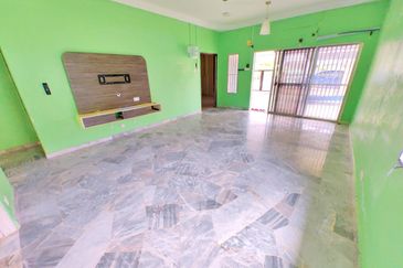 Taman Tasik Semenyih (Lake Residence)