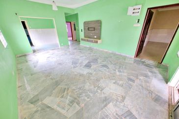 Taman Tasik Semenyih (Lake Residence)