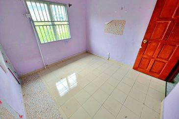 Taman Tasik Semenyih (Lake Residence)