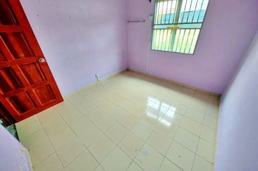 Taman Tasik Semenyih (Lake Residence)