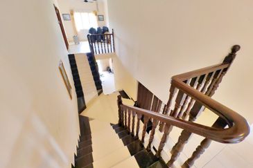 Taman Tasik Semenyih (Lake Residence)