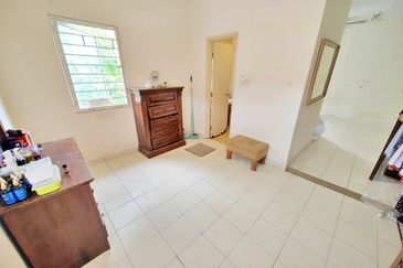 Taman Tasik Semenyih (Lake Residence)