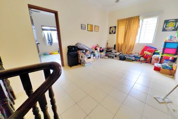 Taman Tasik Semenyih (Lake Residence)