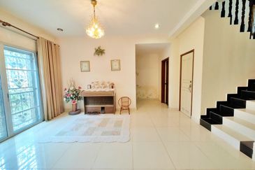 Taman Tasik Semenyih (Lake Residence)