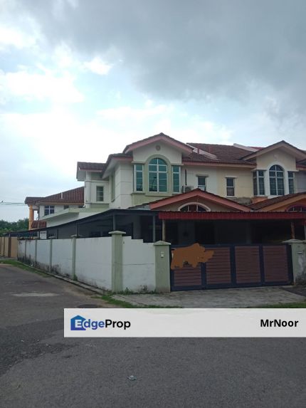 Rumah 2 Tingkat Endlot with extra land for sale., Johor, Ulu Tiram