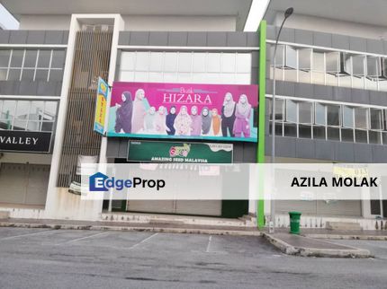  3 STOREY SHOPLOT BANDAR PUTERI NEAR BANDAR SERI PUTRA KAJANG, Selangor, Kajang