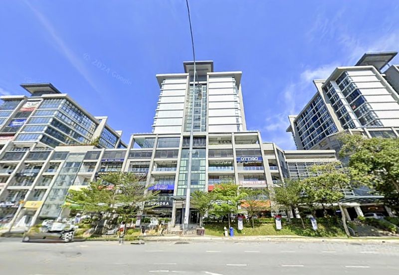 Q Avenue, Queensville