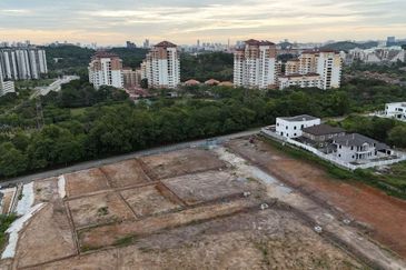 Desa Pinggiran Putra