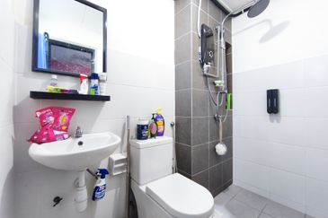 [2 Parking Lots] Pangsapuri Sutera Bayu Taman Bukit Palma Kajang