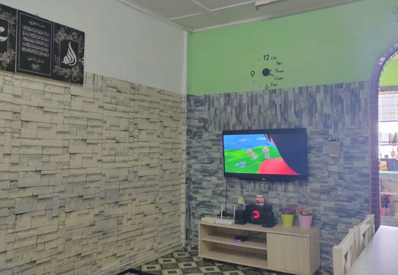 WELL MAINTAINED Flat Jalan Pandan Indah 5/20 For Sale