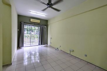 Pangsapuri Cemara, Taman Pinggiran Putra