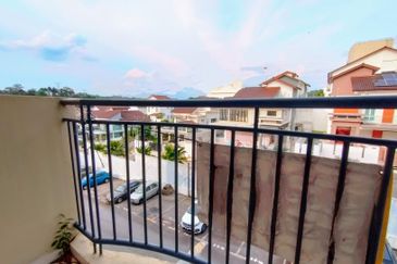 Pangsapuri Cemara, Taman Pinggiran Putra