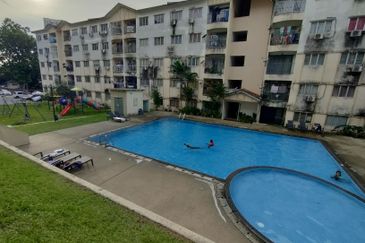 Pangsapuri Cemara, Taman Pinggiran Putra