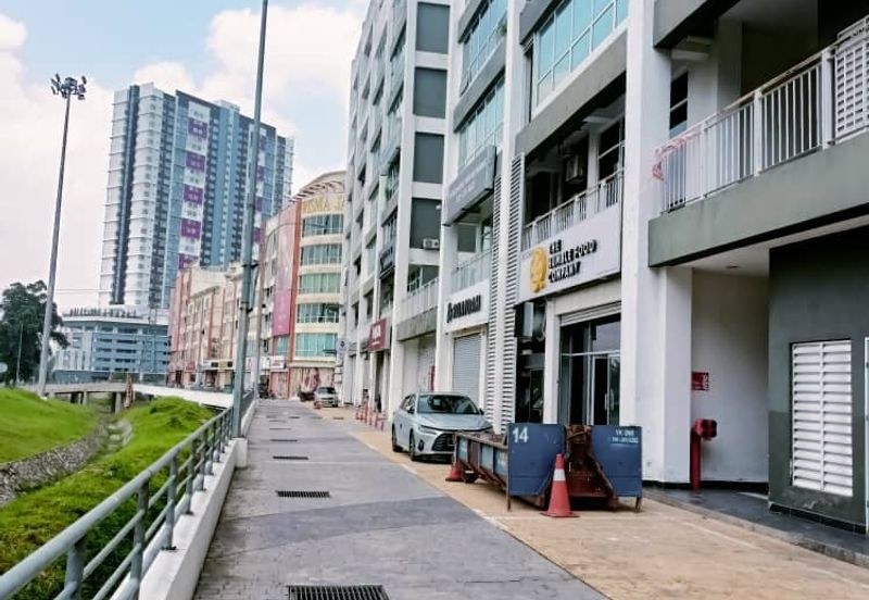 Ostia Bangi Business Avenue