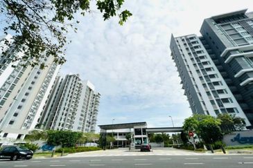 Aura Residence @ Precint 8