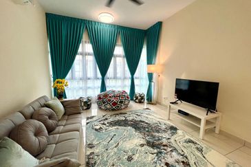 Aura Residence @ Precint 8