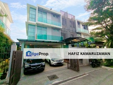 RUMAH BERKEMBAR 3 TINGKAT VILLA LAMAN CAHAYA TAMAN TUN DR. ISMAIL, KL, Kuala Lumpur, Taman Tun Dr Ismail