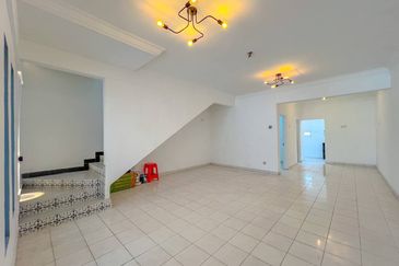 Pusat Bandar Putra Permai