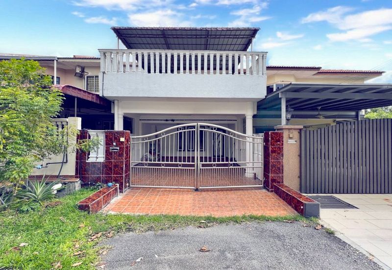 Pusat Bandar Putra Permai