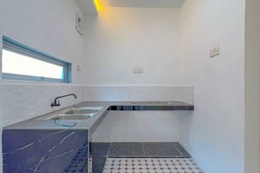 Pusat Bandar Putra Permai