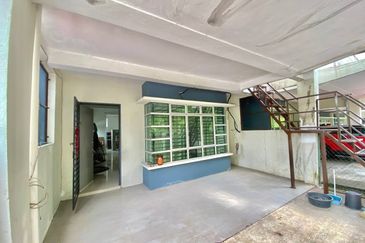 Jalan Wawasan Ampang 