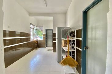 Jalan Wawasan Ampang 