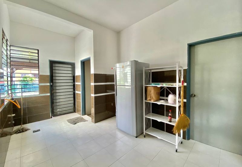 Jalan Wawasan Ampang 