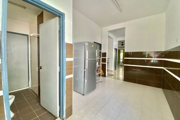 Jalan Wawasan Ampang 