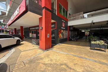 D`Bayu Bukit Jelutong