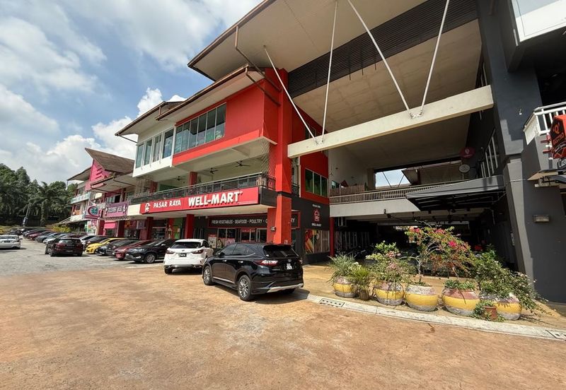 D`Bayu Bukit Jelutong