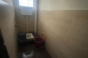 ShopLot Taman Bunga Kantan Kajang