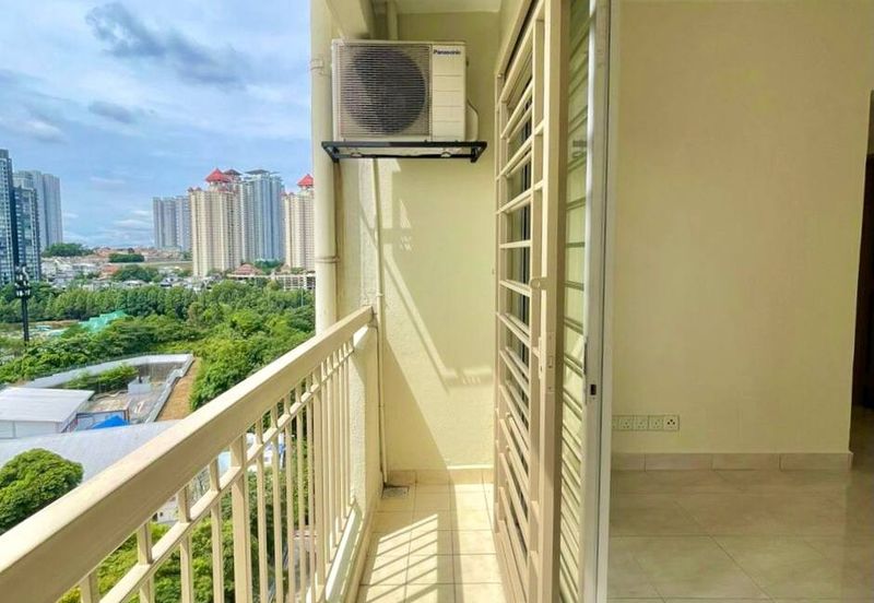 Yakin Land: Apartments at Jalan Dutamas Raya