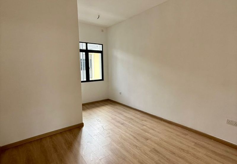 Bandar Tun Hussein Onn