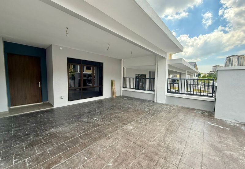 Bandar Tun Hussein Onn