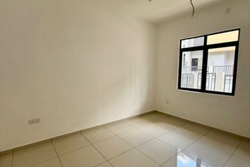 Bandar Tun Hussein Onn