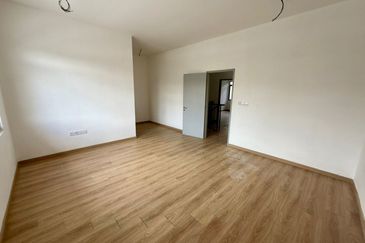 Bandar Tun Hussein Onn