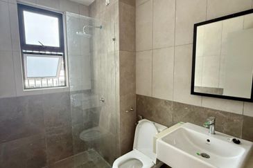 Bandar Tun Hussein Onn