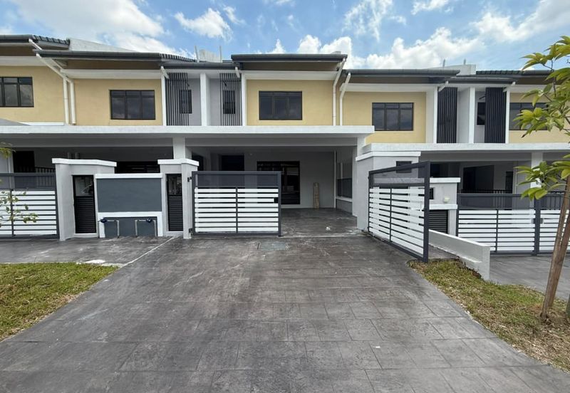 Bandar Tun Hussein Onn