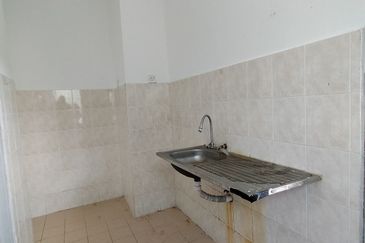 Seksyen 2 Bandar Bukit Mahkota